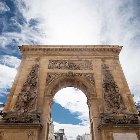 Holidaysinparis - Bonne Nouvelle Paris