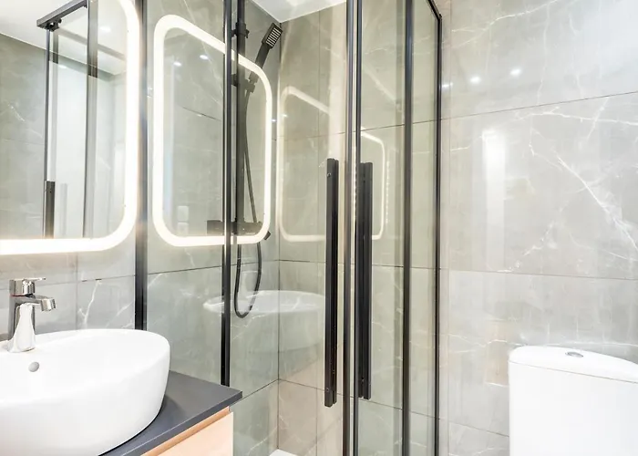 Holidaysinparis - Bonne Nouvelle Paris